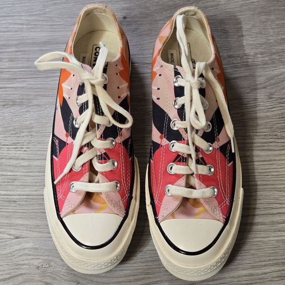 Converse Chuck 70 Low Floral Print Canvas Sneaker Size 9 Colorful Streetwear NEW - Picture 2 of 10